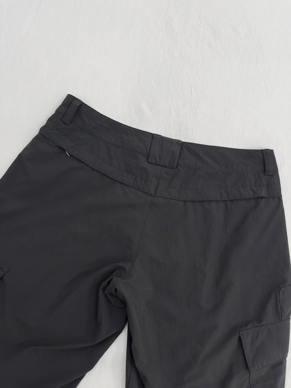 Low Rise Hiking Capris - Picture 7 of 8